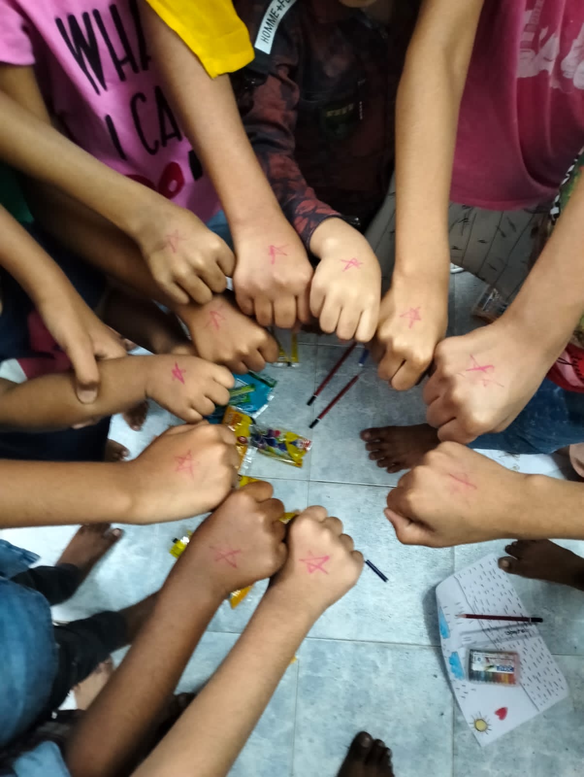 Creative workshop with NGO children — moment 08