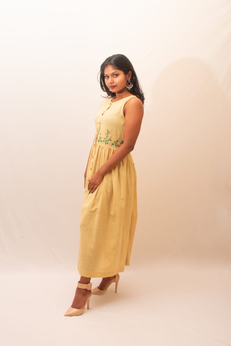Natural dyed Khadi apparel — look 05
